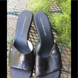 Tommy Hilfiger leather slides Size 8